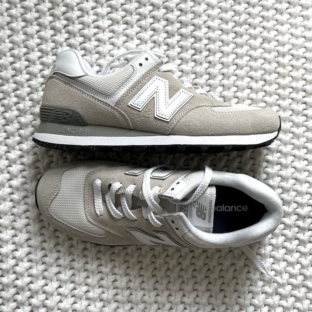 New balance women’s 574 Core nimbus cloud